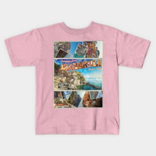 Greetings from Manarola Cinque Terre vintage style retro souvenir Kids T-Shirt